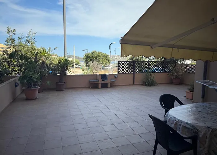 公寓 Beautiful Near The With Swimming Pool